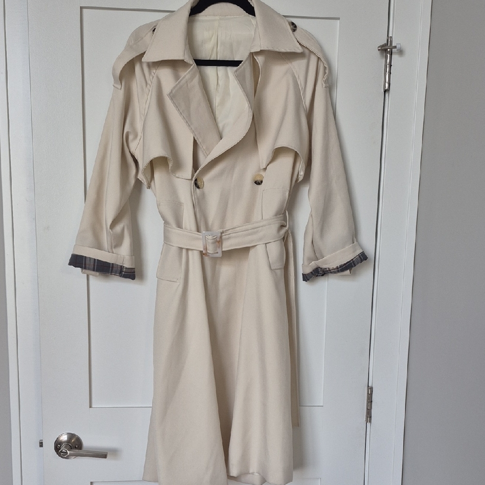 J.ING Elegant Cream Trench Coat